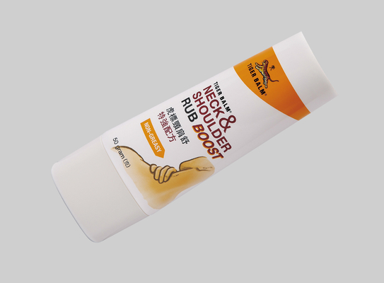 Liquid Foundation Custom Cosmetic Tubes Plastic D35mm 35-100ml With Bright White Surface Super Flat Cover Oval Tube